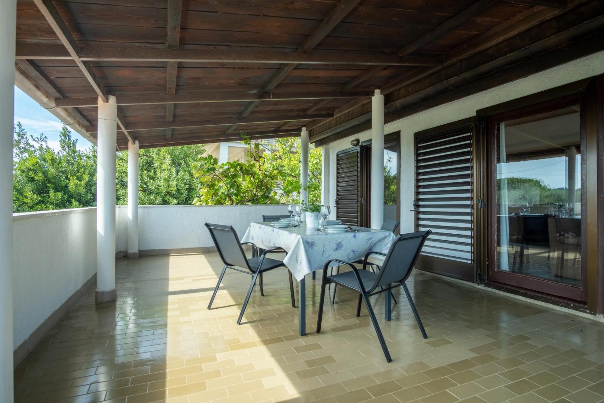 Apartments Jan บานโจเล ภายนอก รูปภาพ